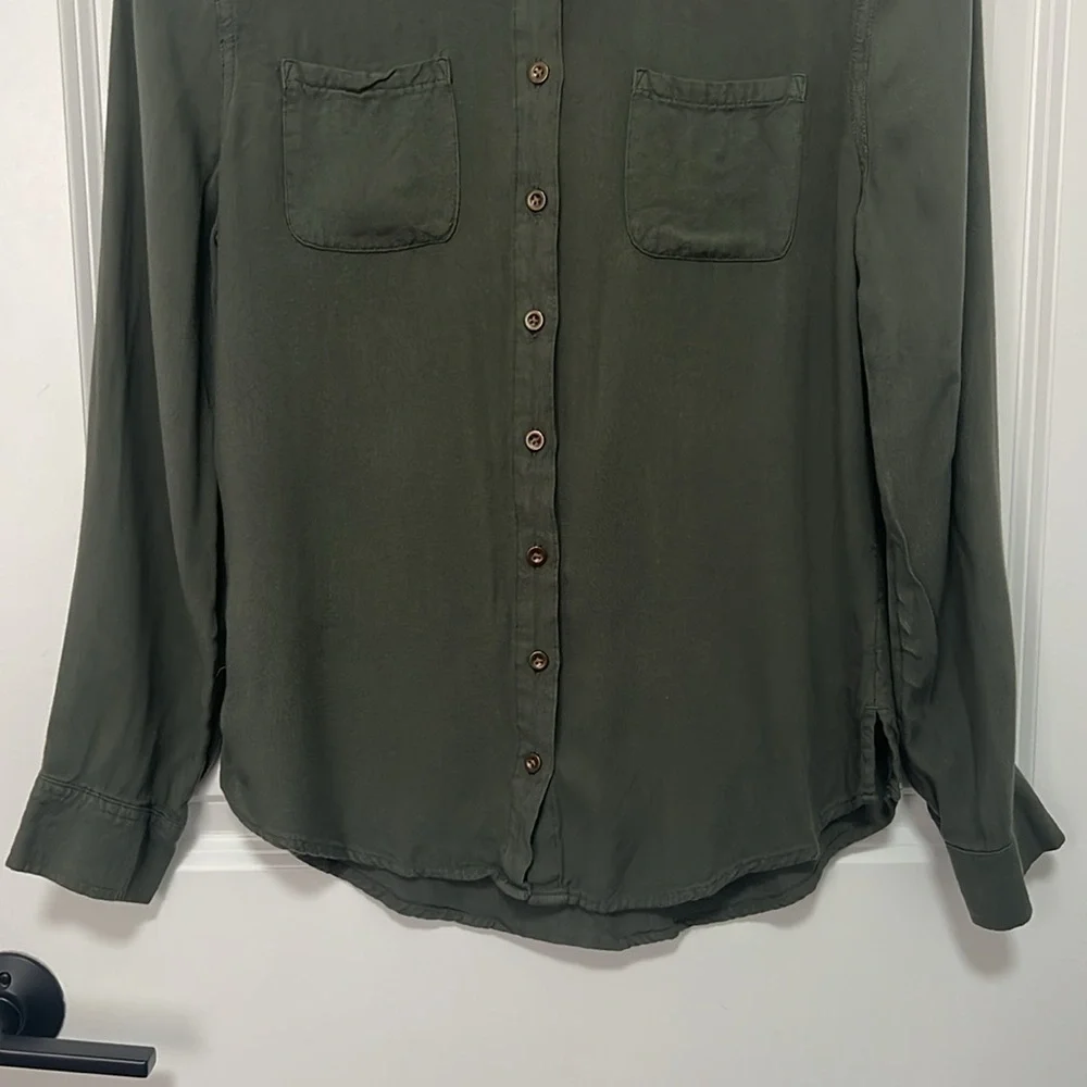 Justice Girls Army Green Long Sleeve Button Down Top size 14/16